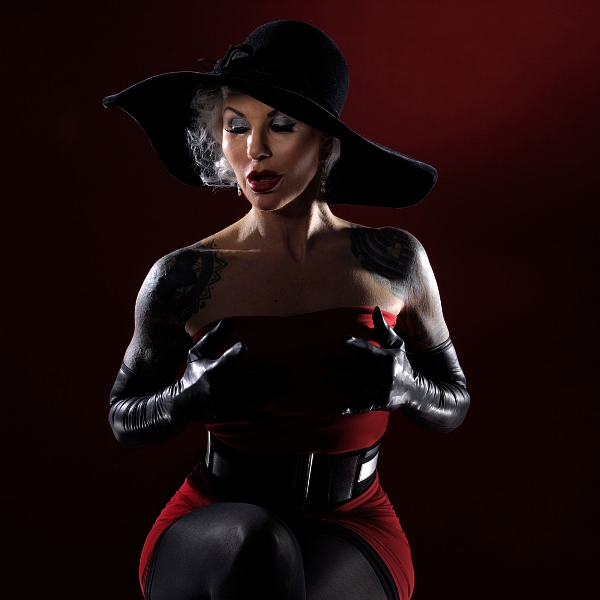dame glamour studio portraet foto  glasow fotografie portraetfotografie studiofotografie meschen people charakterportraet beautyportraet