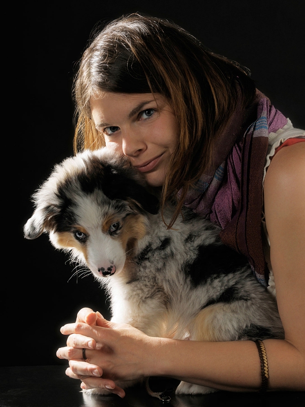 australian sheperd studiofotografie mit mensch tierfotografie glasow fotografie