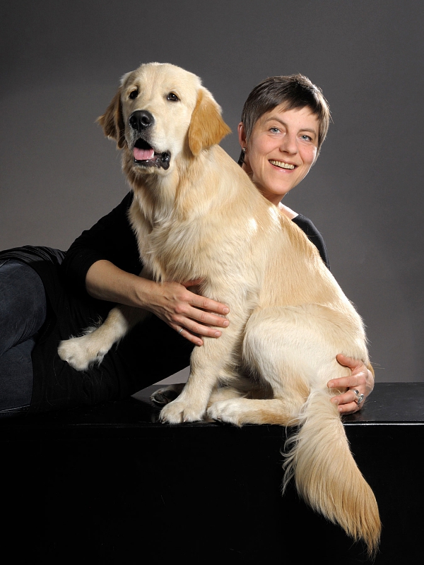 tierfotografie studiofotografie wachstumsreihe welpe golden retriever glasow fotografie