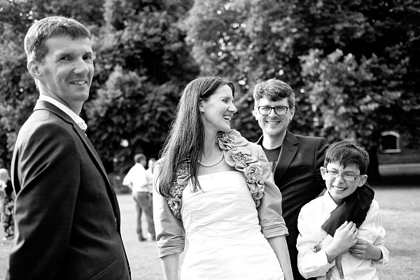 Hochzeitsfotos London Paarshooting Hochzeitsfotografie glasow fotografie lockere Hochzeit Party