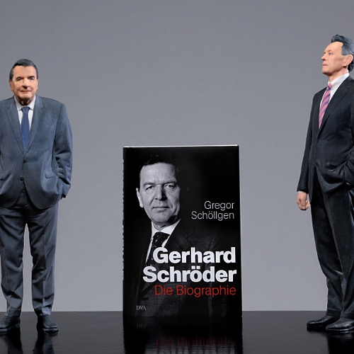 Bundeskanzler a.D. Gerhard Schröder und Prof. Gregor Schöllgen